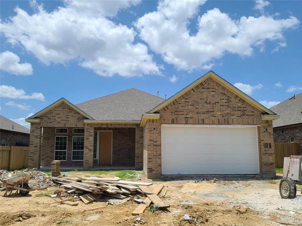 1552 Lake Mija Circle - Photo 1