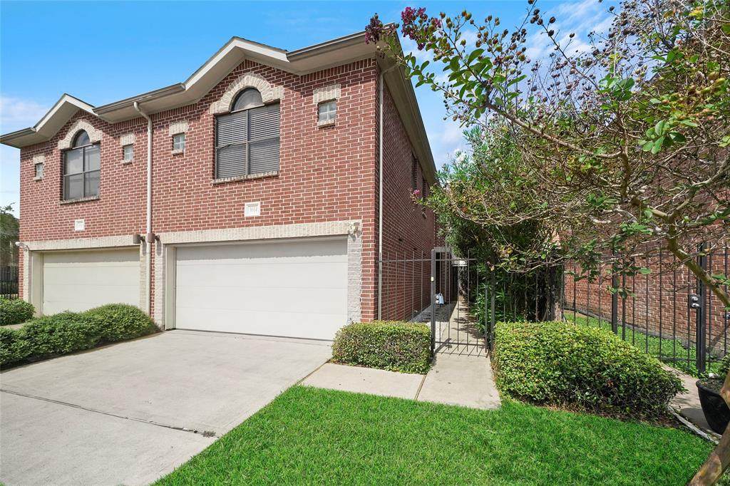 3614 Link Valley Drive - Photo 1