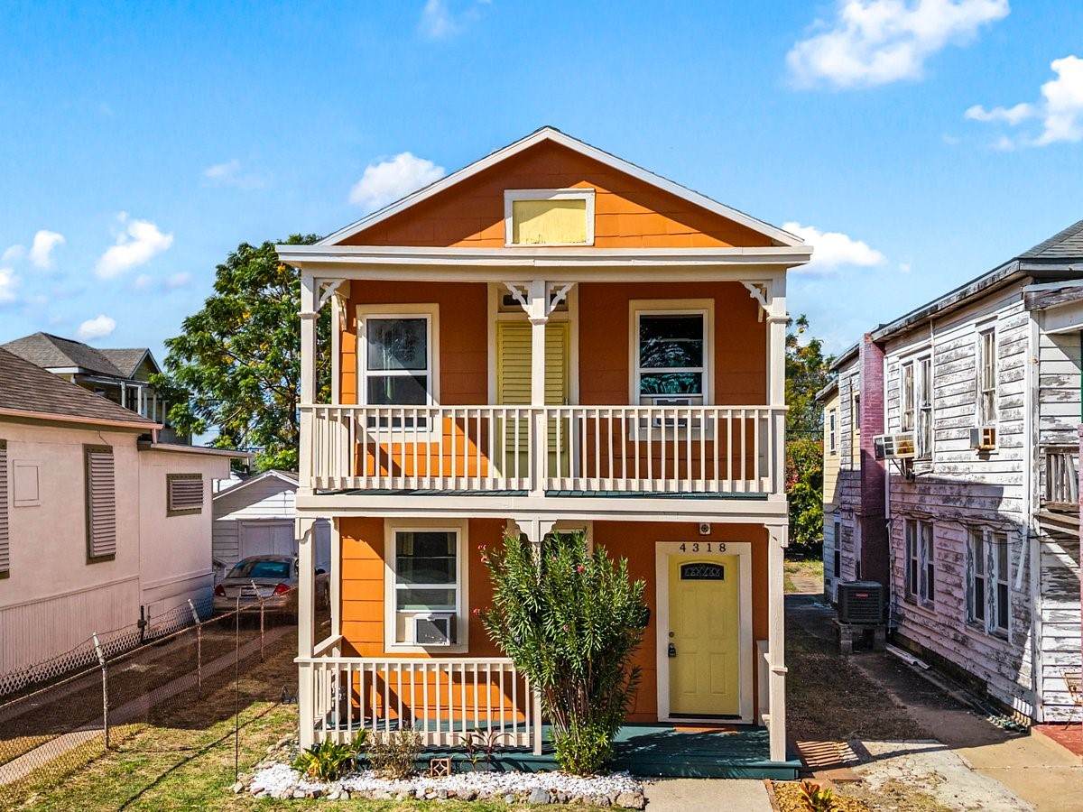 4318 Avenue K - Photo 1