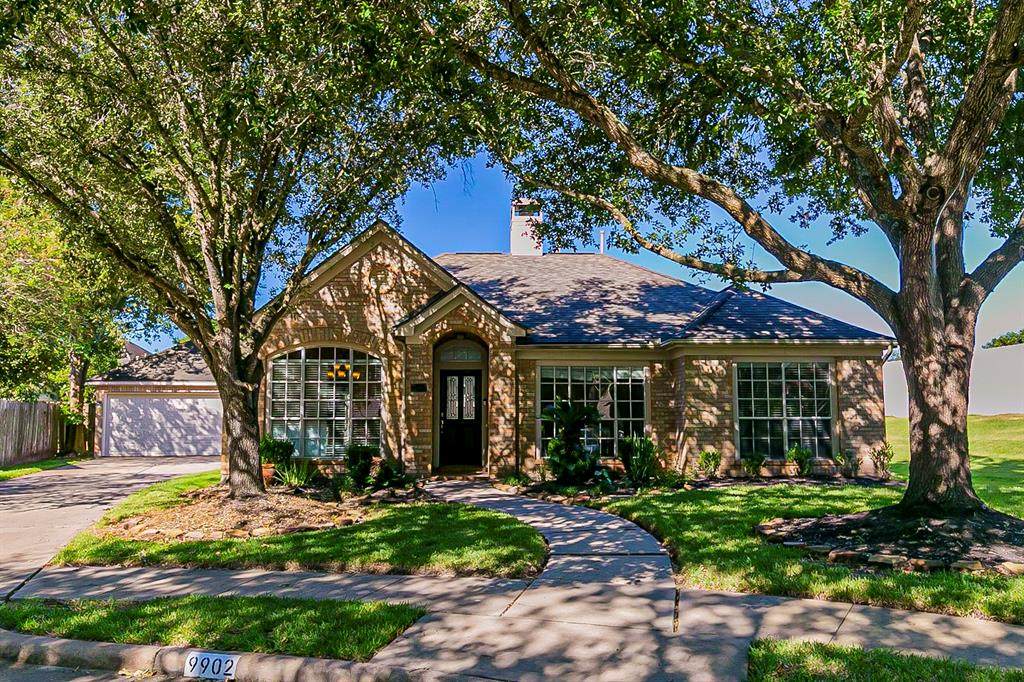 9902 Murray Landing - Photo 1