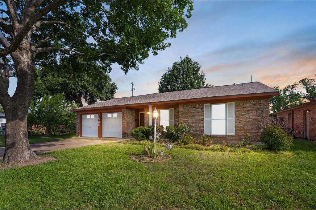 1326 Twin Falls Road - Photo 1
