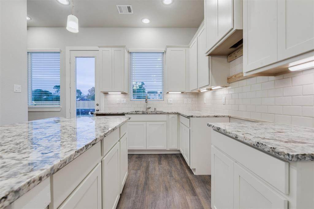 9013 Lonestar River Lane - Photo 1