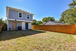 8930 Easthaven Boulevard - Photo 1