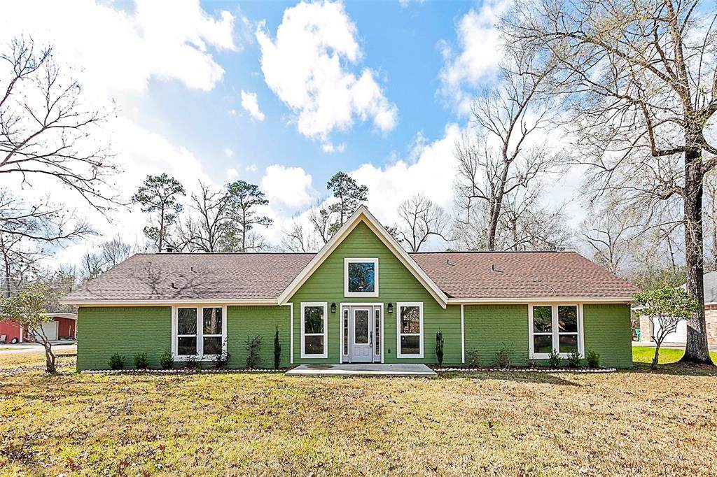 1102 Pinecrest Drive - Photo 1