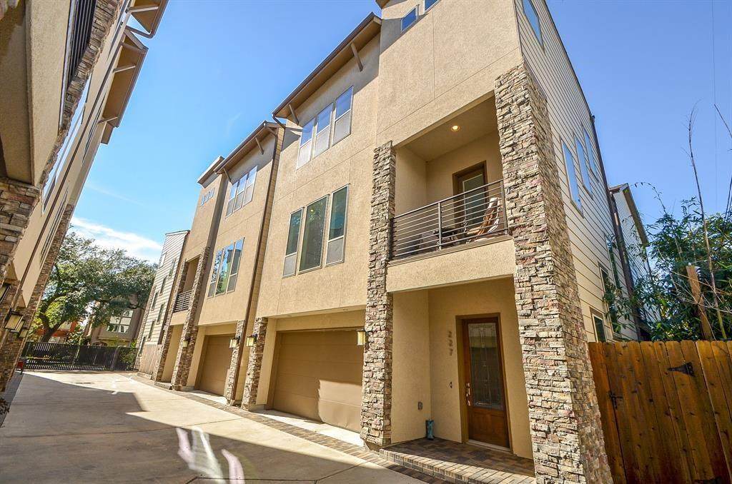 227 Avondale Street - Photo 1