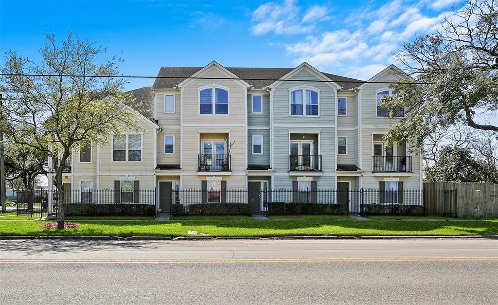 2418 Leeland Street - Photo 1