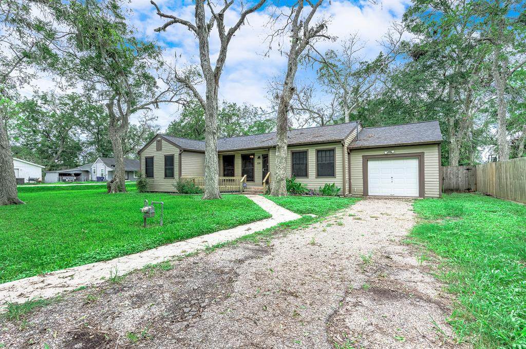 158 Shady Lane - Photo 1