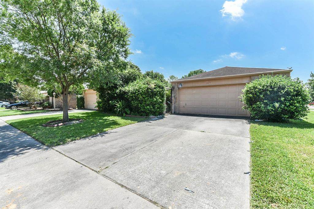 2475 Prides Crossing Road - Photo 1