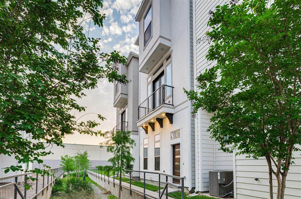 5843 Post Oak Lane - Photo 1