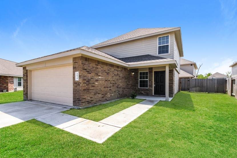 8630 Doris Oaks Circle - Photo 1