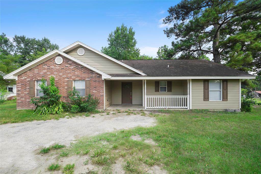 76 Fm 2693 - Photo 1