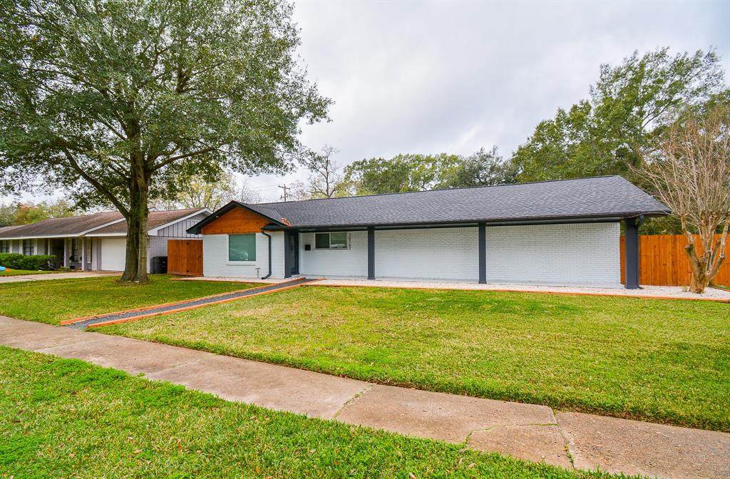 10702 Oasis Drive - Photo 1