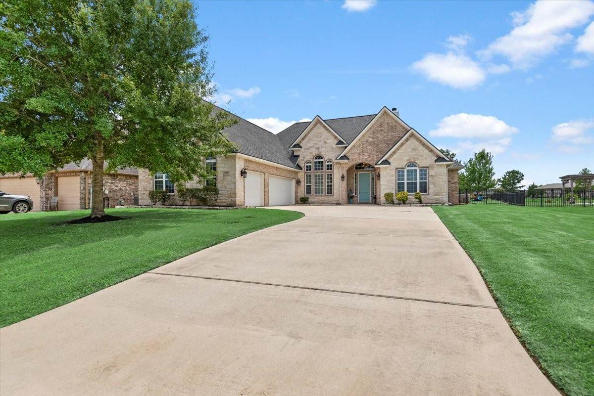 231 Waterstone Drive - Photo 1