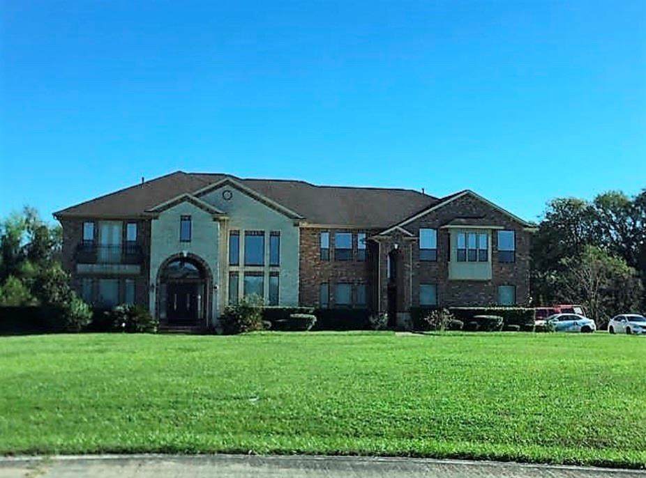 7803 Lakebrook Drive - Photo 1