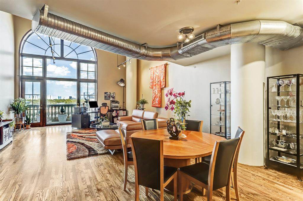 3030 Post Oak Boulevard - Photo 1