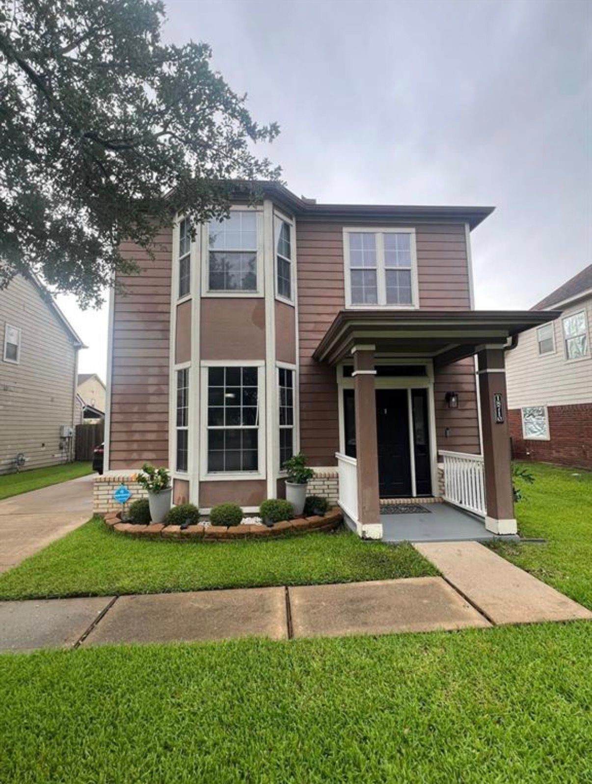 18710 Sandelford Dr - Photo 1