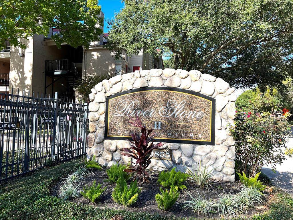 10855 Meadowglen Lane - Photo 1