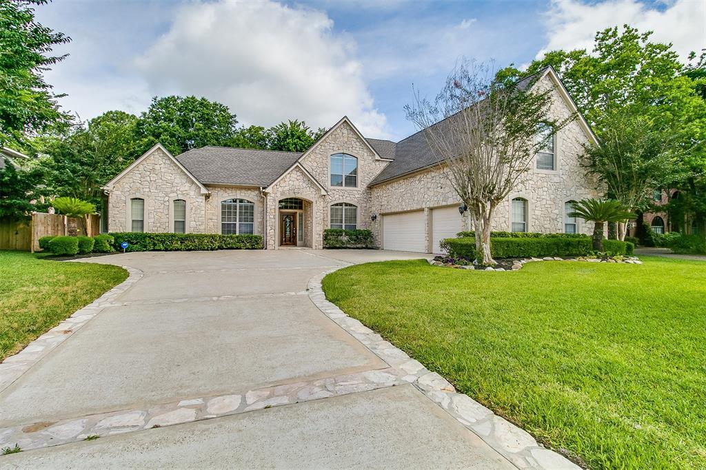 1006 Buckingham Court - Photo 1