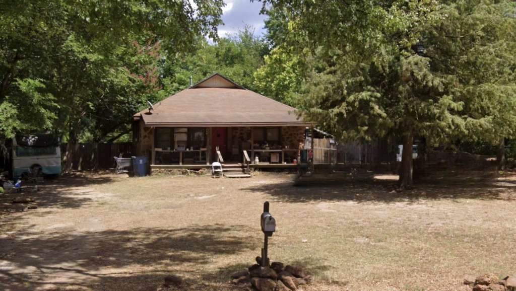 2800 Lake Street - Photo 1
