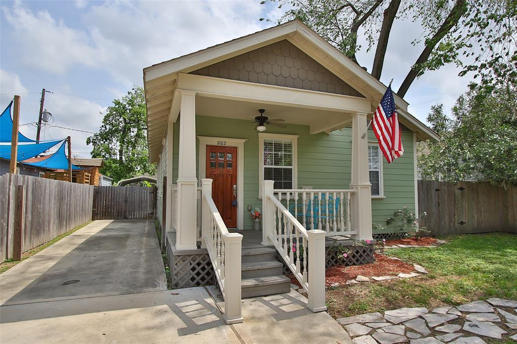 802 Walton Street - Photo 1