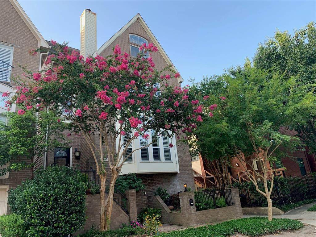 6407 Schuler Street - Photo 1