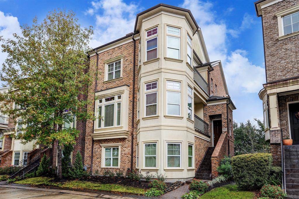 4623 Regent Manor Drive - Photo 1