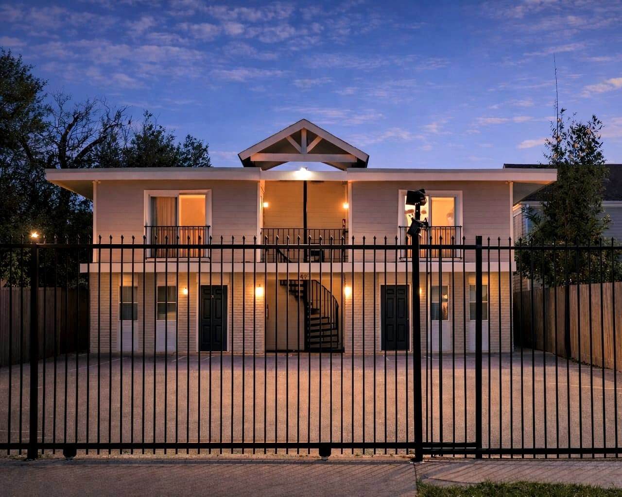 1421 Marshall Street - Photo 1
