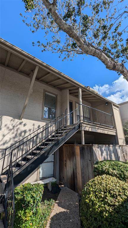 5711 Sugar Hill Drive - Photo 1