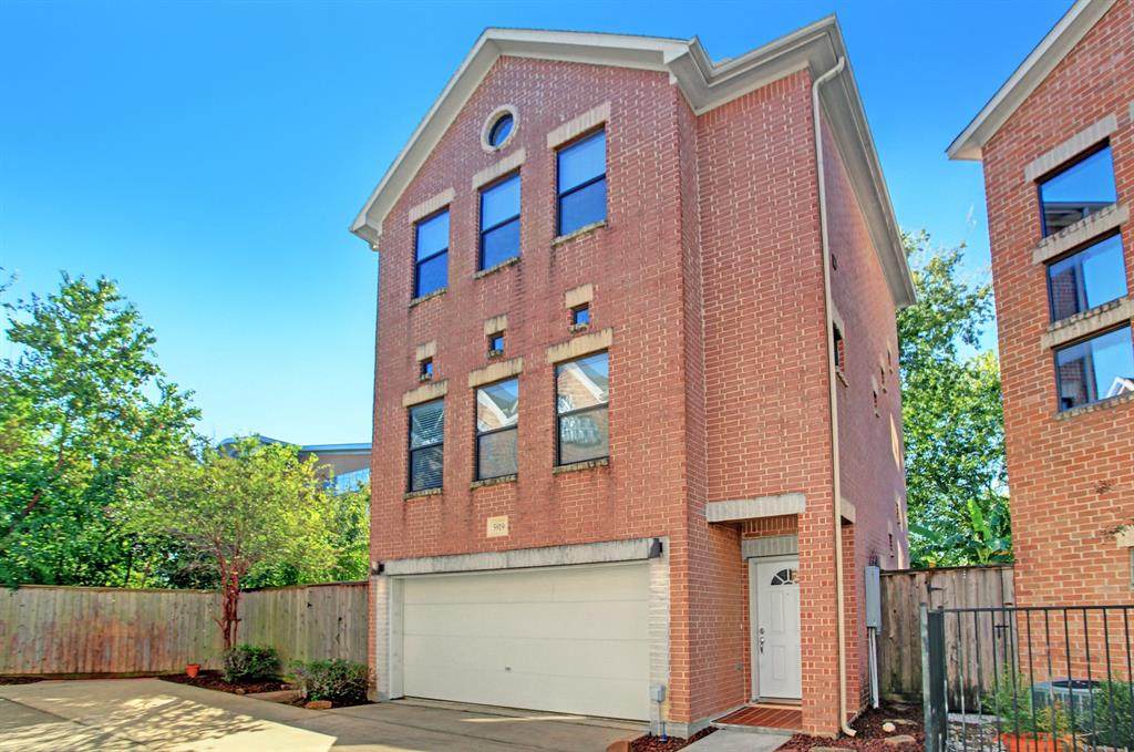 5919 Petty Street - Photo 1