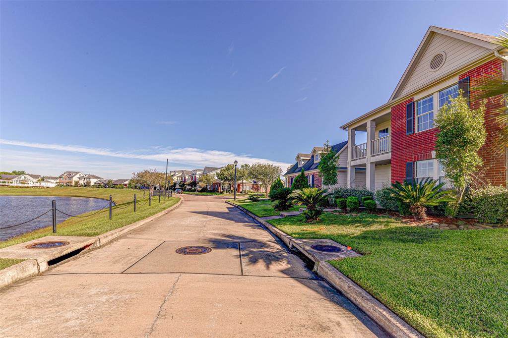 6215 Settlers Lake Circle - Photo 1