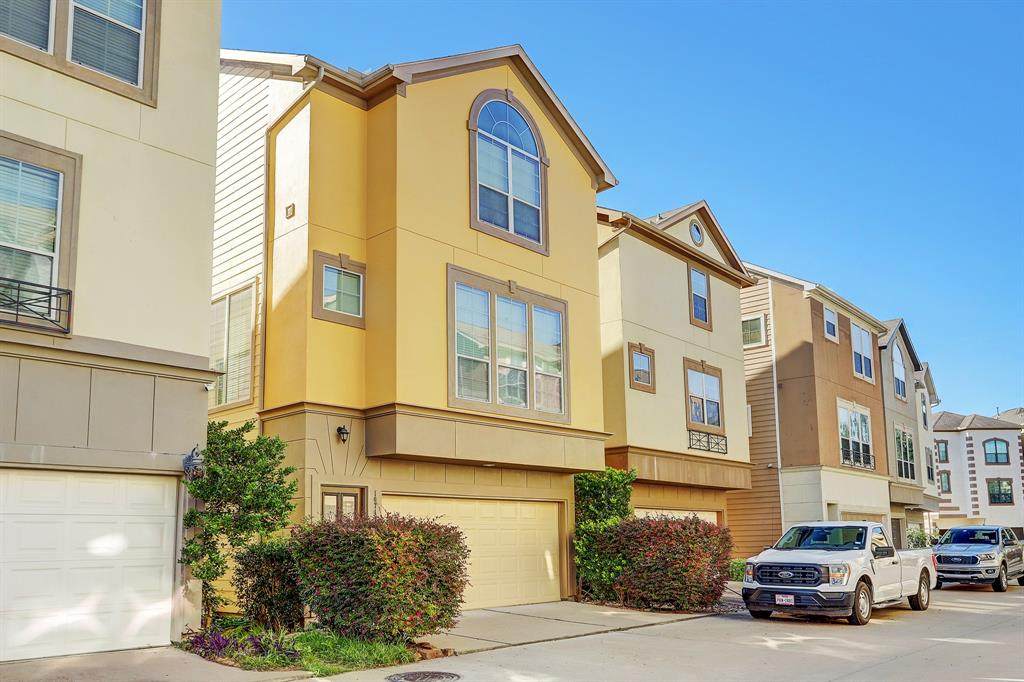10718 Clearview Villa Place - Photo 1