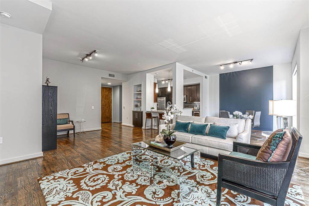 5353 Fannin Street - Photo 1