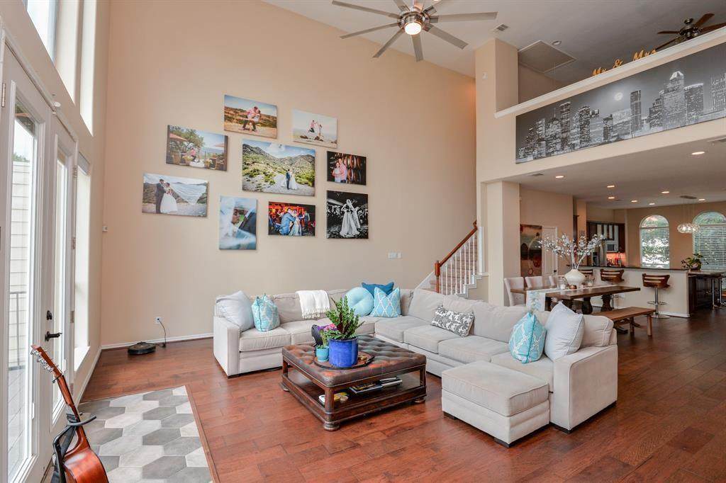 1322 Emancipation Avenue - Photo 1