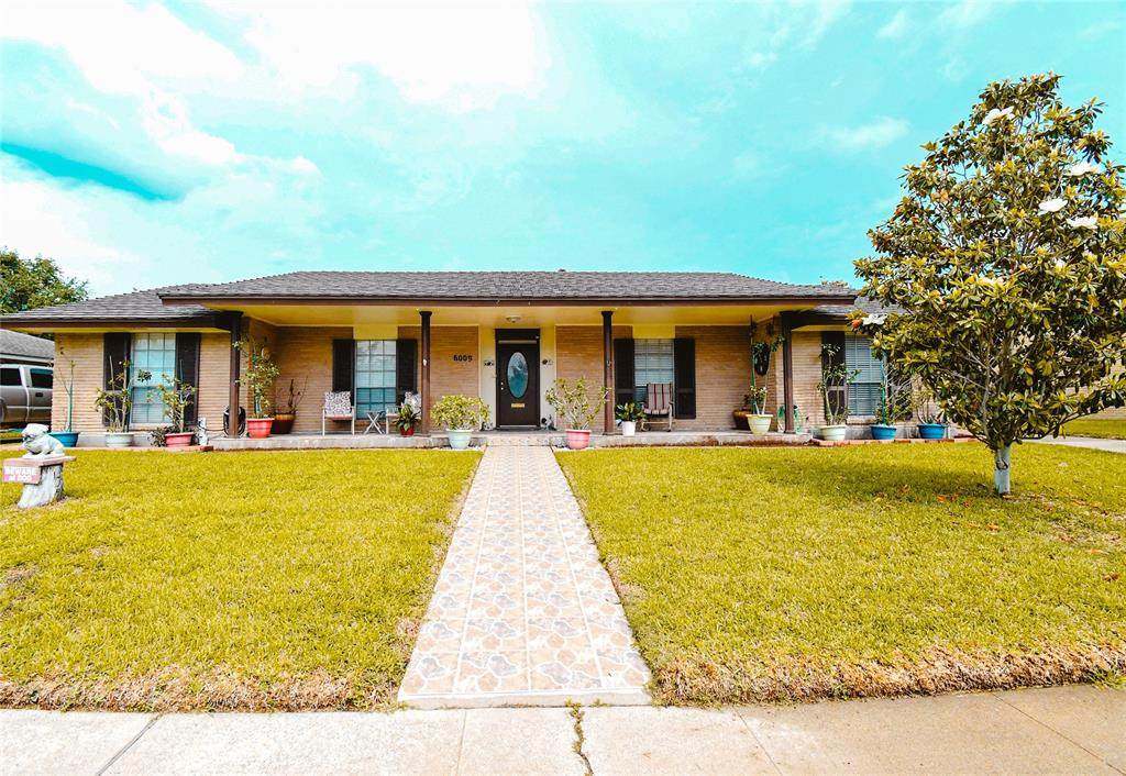 6009 Pinehurst Drive - Photo 1