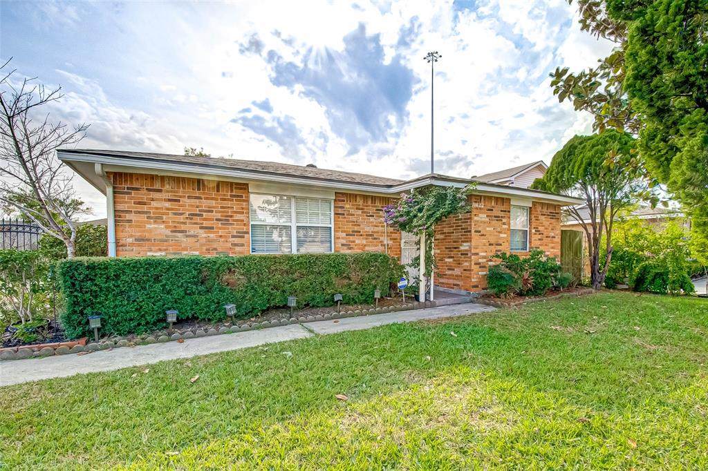 11422 Sagemist Lane - Photo 1