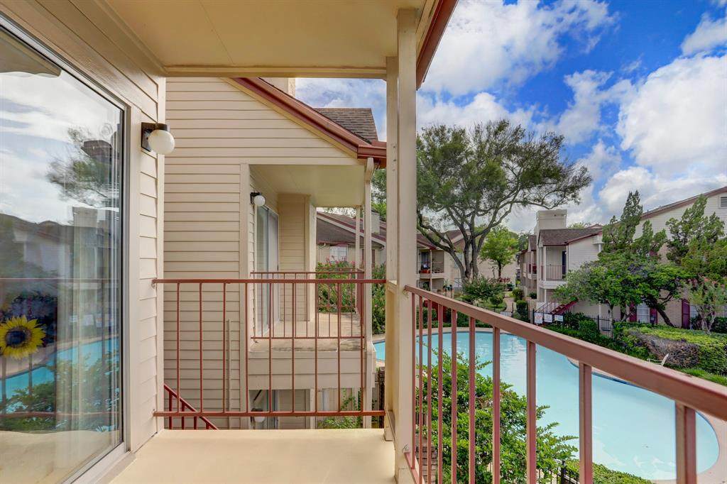 2120 El Paseo Street - Photo 1