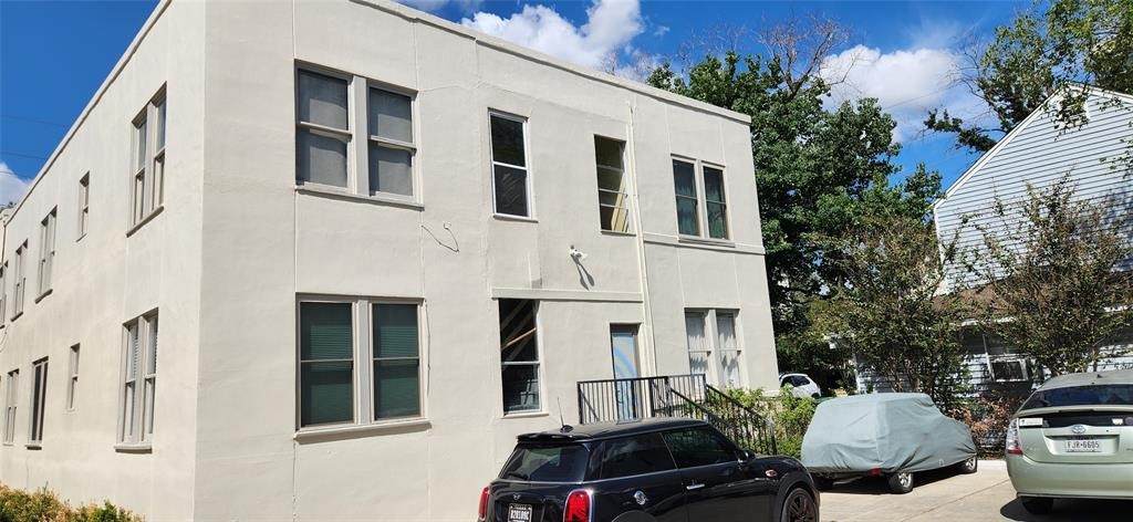 2905 Albany Street - Photo 1