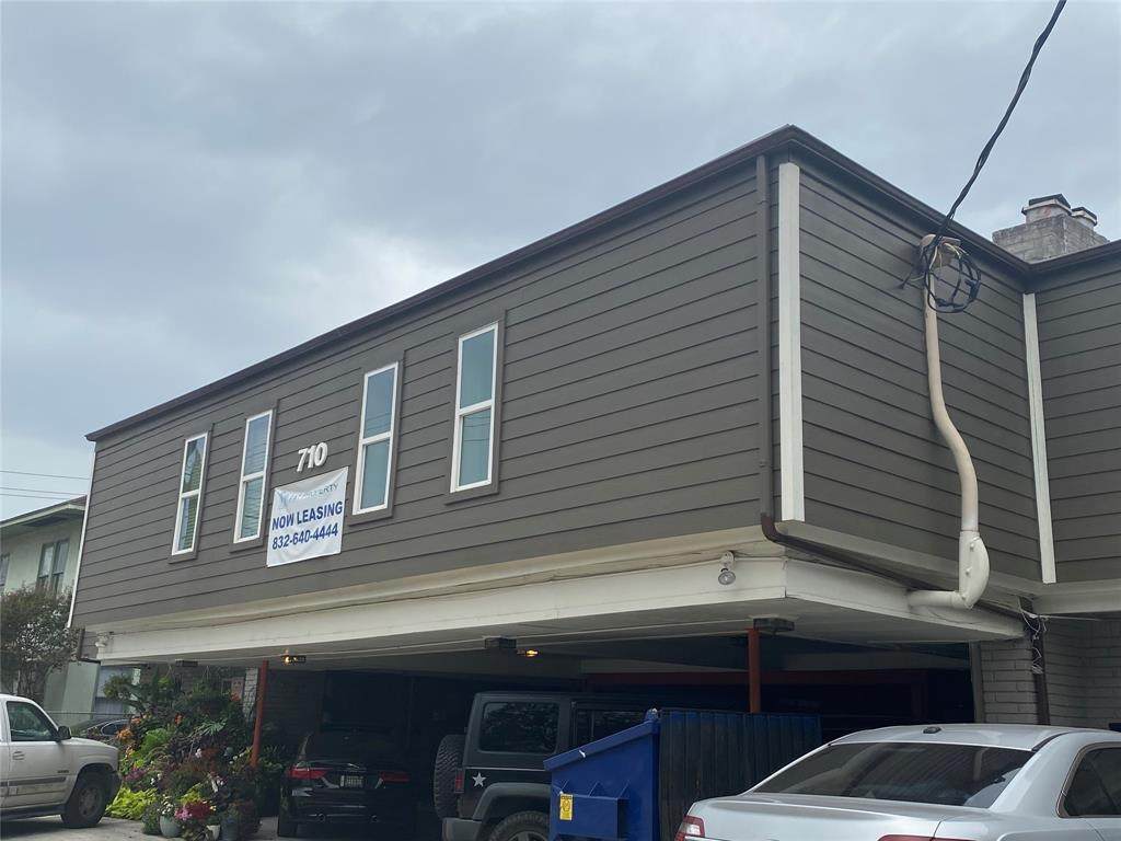 710 Colquitt - Photo 1