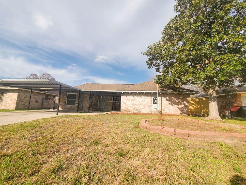 1002 Dellbrook Drive - Photo 1