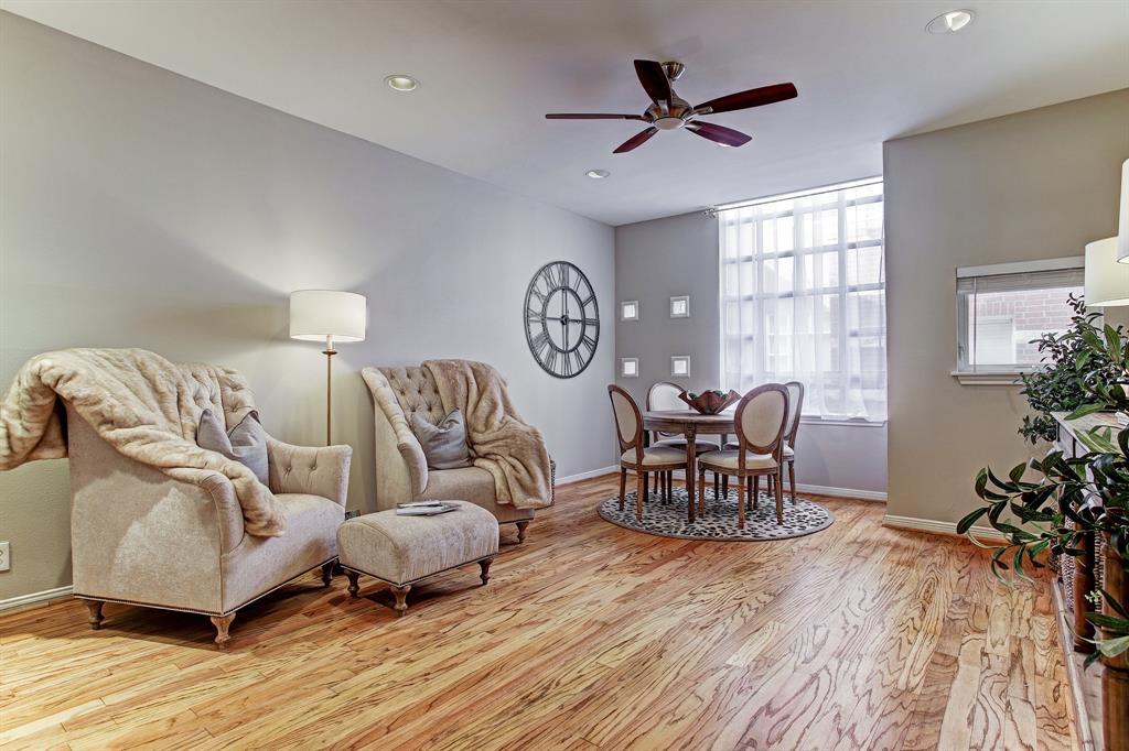4004 Montrose Boulevard - Photo 1
