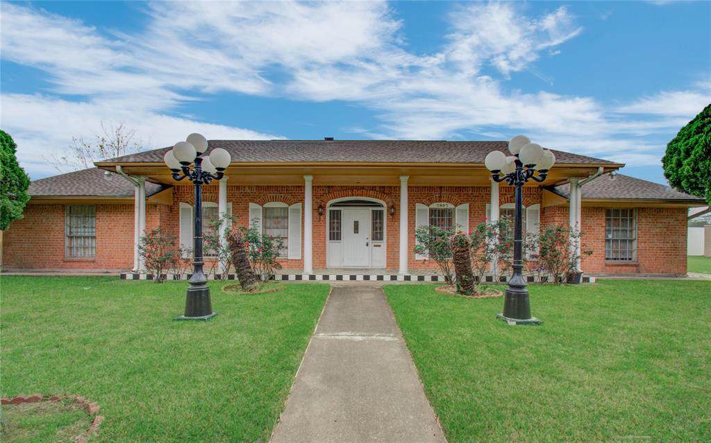 7807 Hiawatha Drive - Photo 1