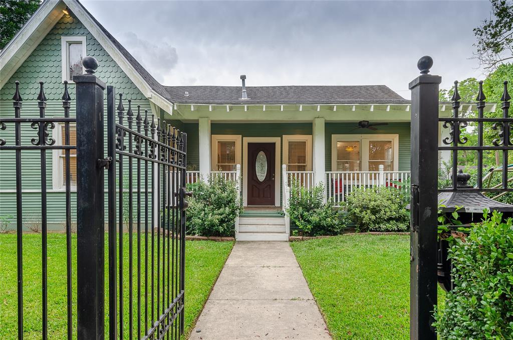 1038 Walling Street - Photo 1