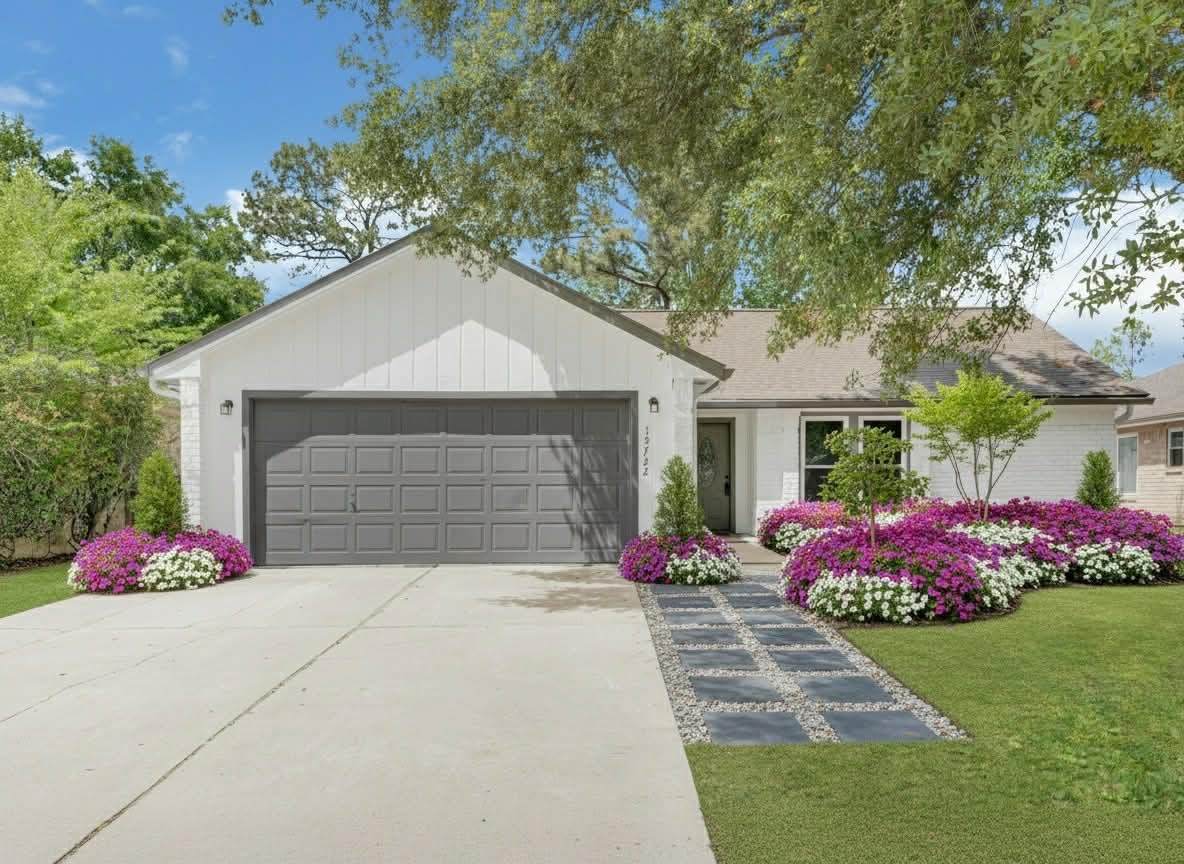15722 Pagehurst Drive - Photo 1