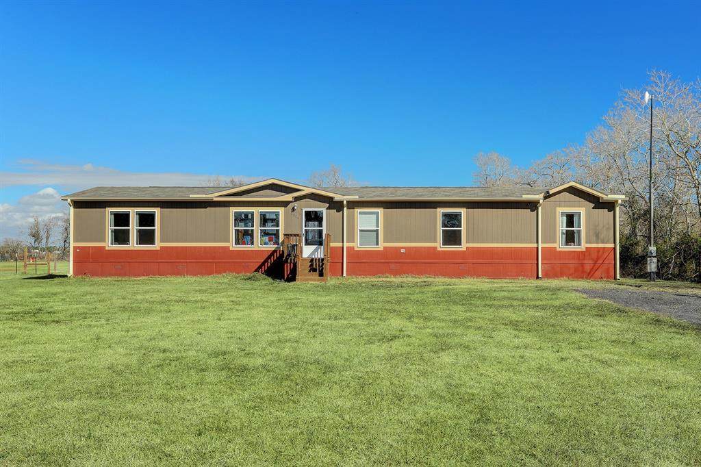 8803 Baker Street - Photo 1