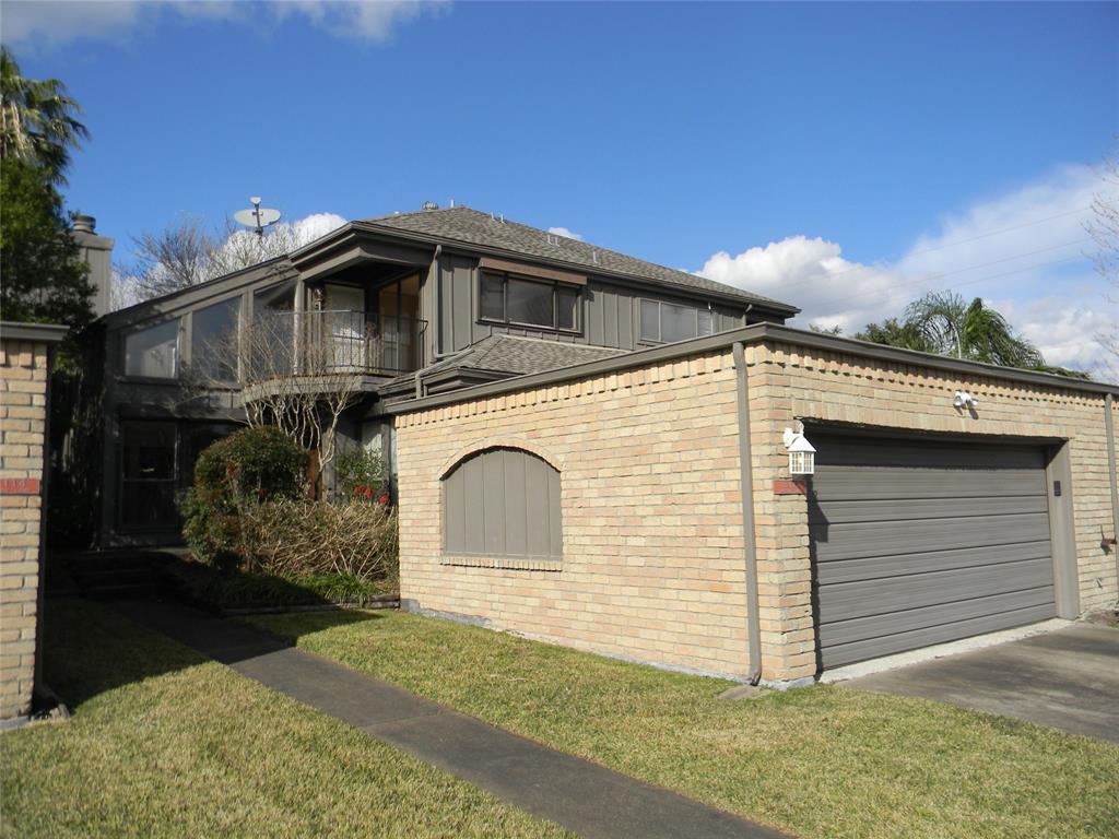 18112 Lakeside Lane - Photo 1