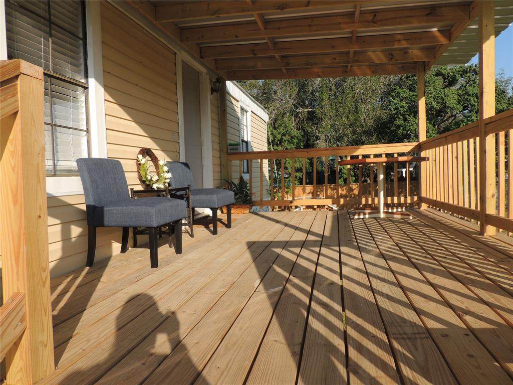 811 6th Street - Photo 1