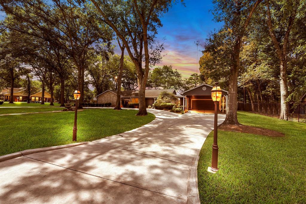 5115-5119 Karu Drive - Photo 1