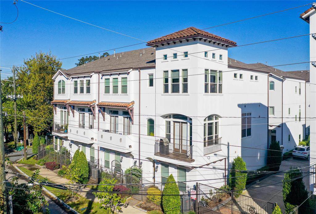 4226 Dickson Street - Photo 1