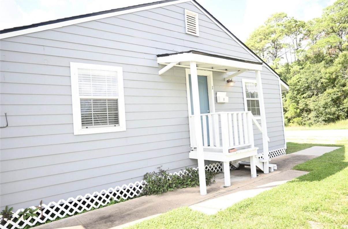 2322 Central Street - Photo 1
