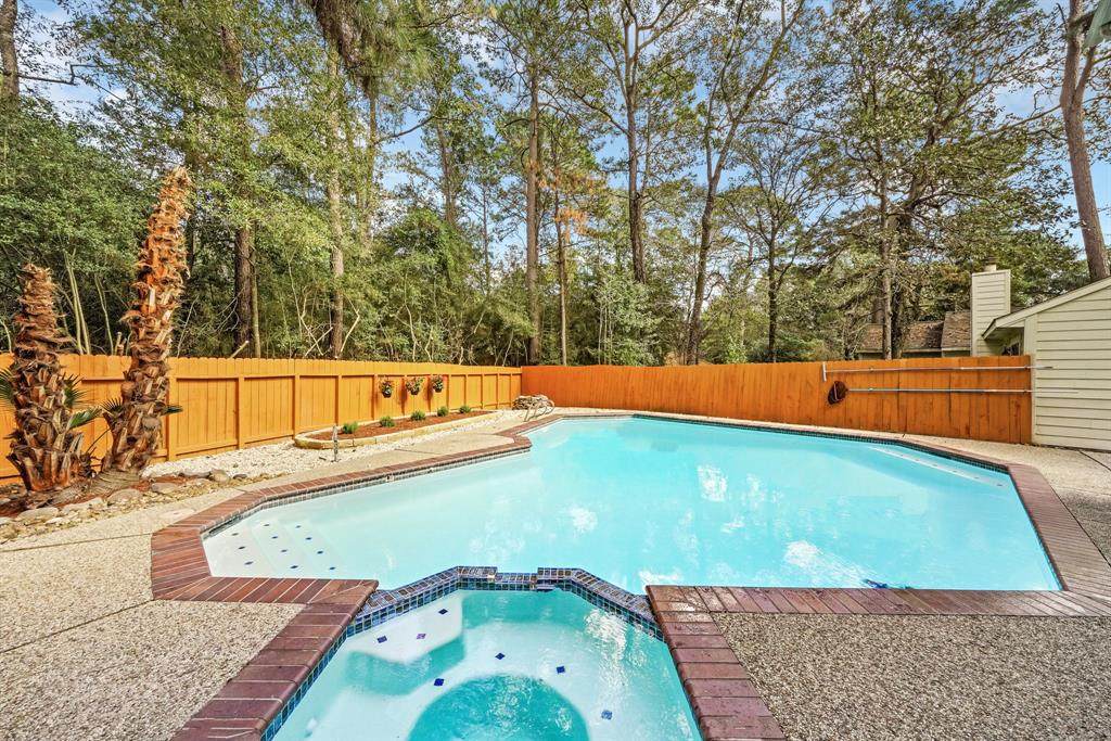 15 Emery Cliff Place - Photo 1